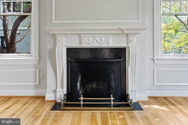 Photo - 3313 Cleveland Ave NW