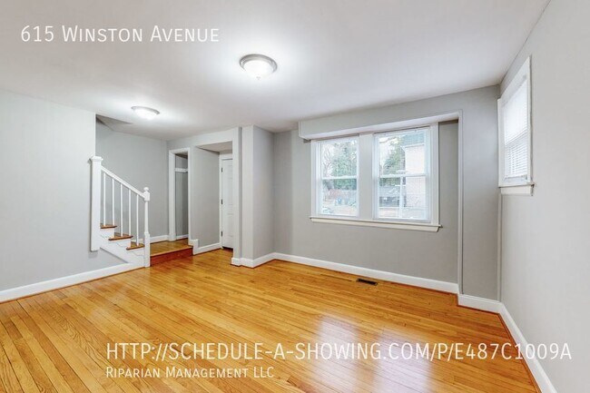 Photo - Welcome to Charm City!