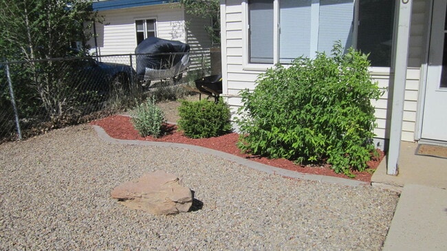 Photo - Lovely Fully Furnished 2 bed, 1 bath home