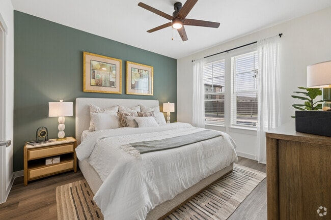 2BR, 2BA - 1,172SF - Primary Bedroom