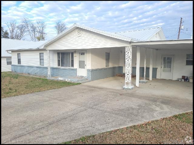 Building Photo - 1202 N Holly St Rental