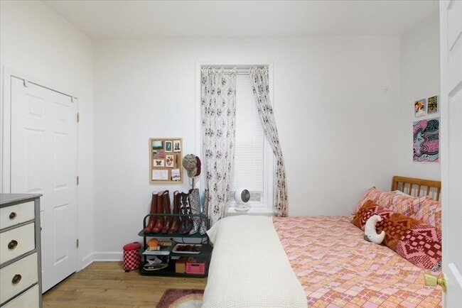 Photo - 2350 W Charleston St Unidad 2F