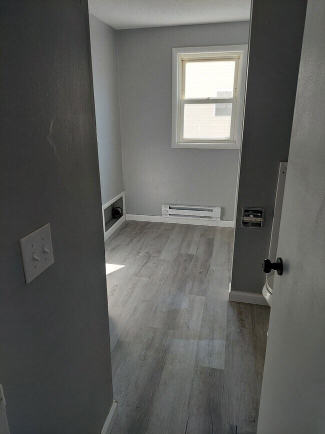 Photo - 12 Airport Rd Unit 8-4