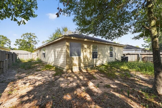 Photo - 16350 Many Trees Ln
