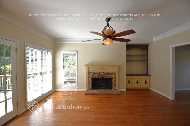 Photo - 4885 Leeds Ct