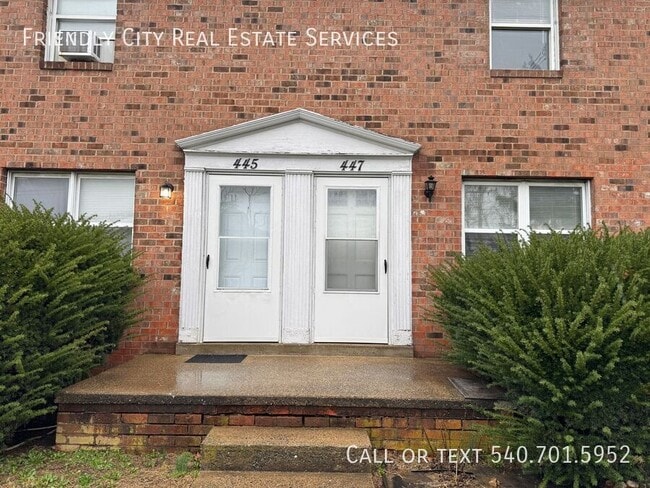 Photo - 447 S Main St