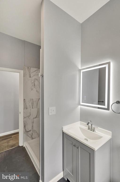 Photo - 1156 Franklin St Unit 3