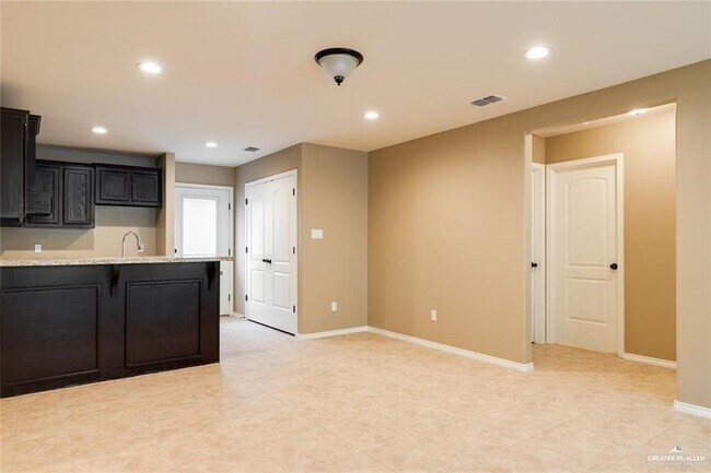 Photo - 10 Linda Vista St Unidad 3