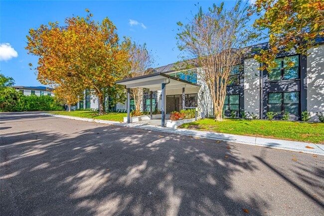 Building Photo - 3909 W Cleveland St