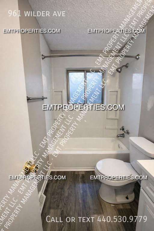 Photo - 961 Wilder Ave