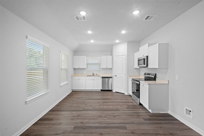 Photo - 1434 25th St