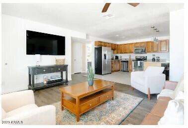 Photo - 1048 W 12th Pl
