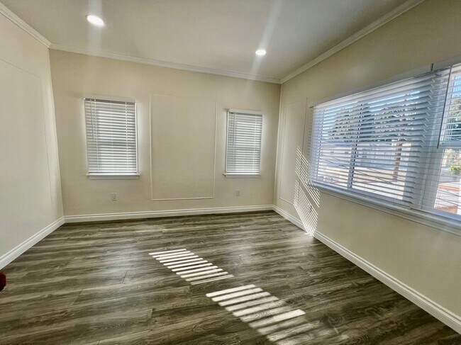 Photo - 4265 Garthwaite Ave