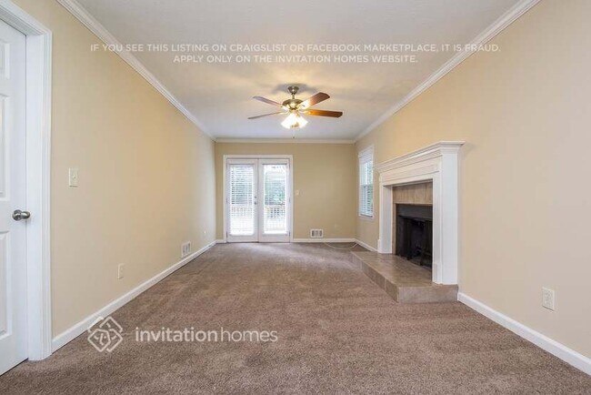 3195 Sharon Ln