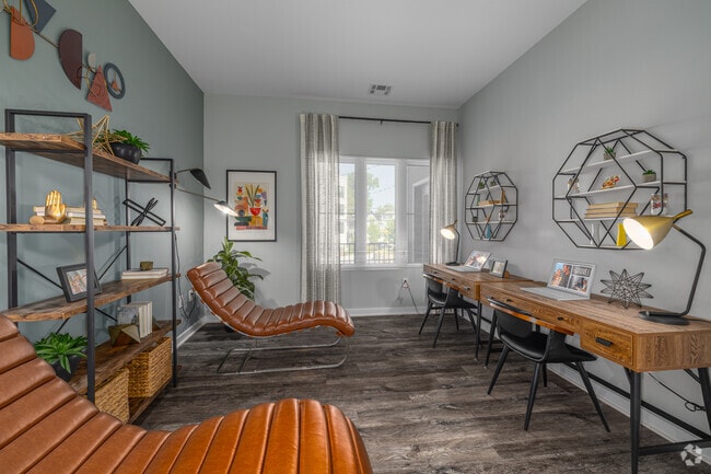 2BR, 2BA - 1,100SF - Study Room