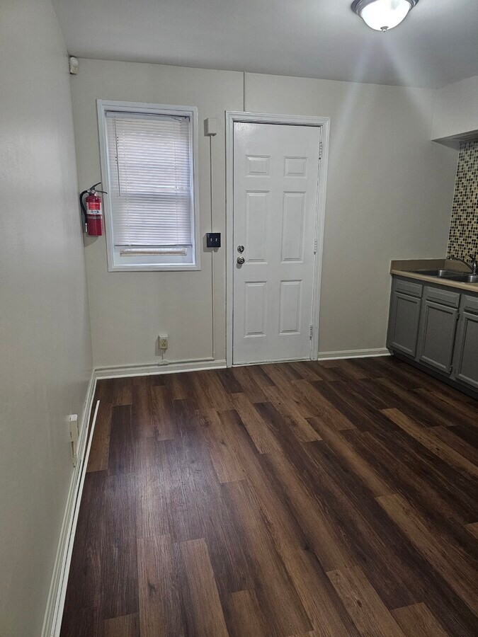 Photo - 1704 De Soto Terrace Townhome