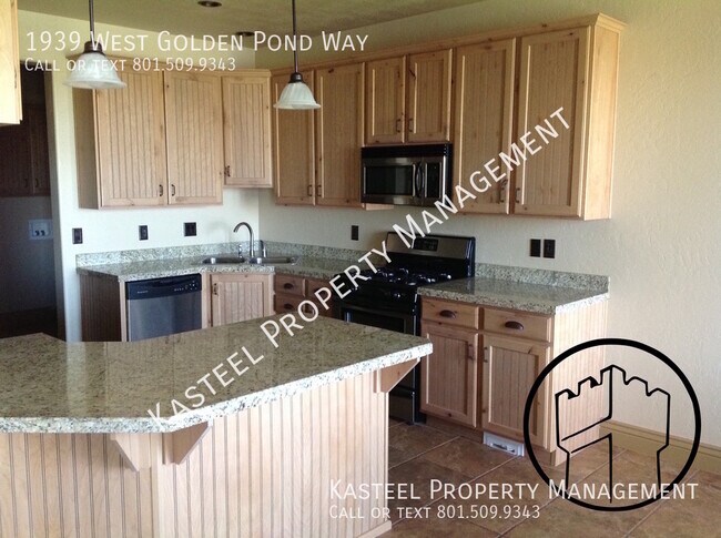 Photo - 1939 W Golden Pond Way