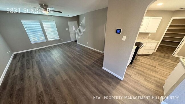 Photo - 9831 Sunset Pl