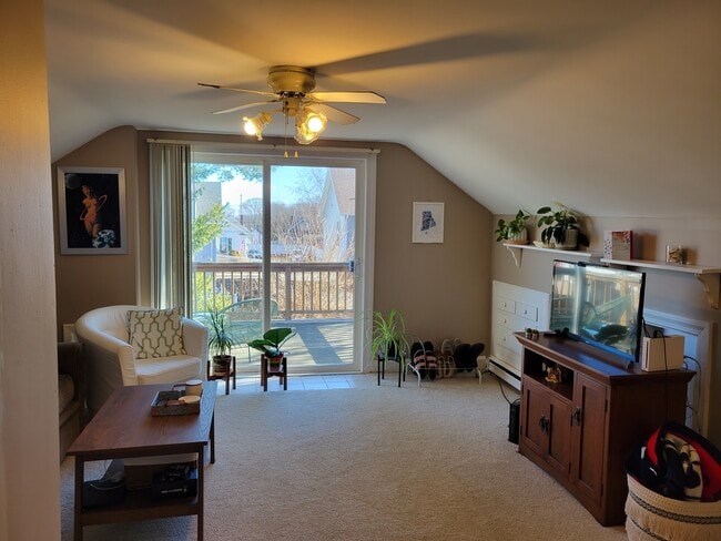 Photo - 103 Fiat Ave Unit 2nd floor, One bedroom un