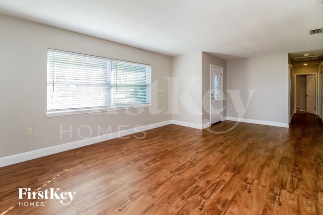 Photo - 802 Morocco Ave
