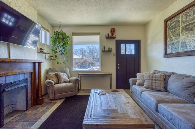 Photo - 781 Simpson Ave Unit 781