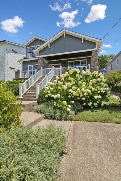 Photo - 2310 Vaulx Ln