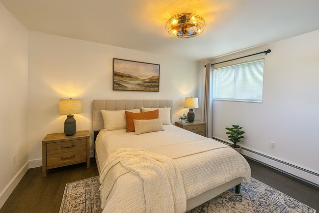 Photo - 30 Emery Way