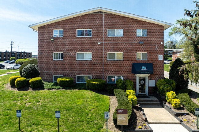 Leasing Office