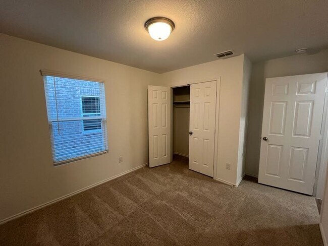 Photo - 850 Lake Fletcher Rd