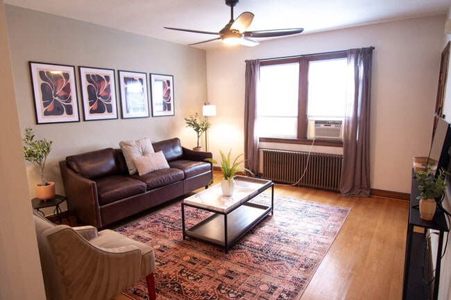 Photo - 1514 16th St SE Unidad SI ID1513153P