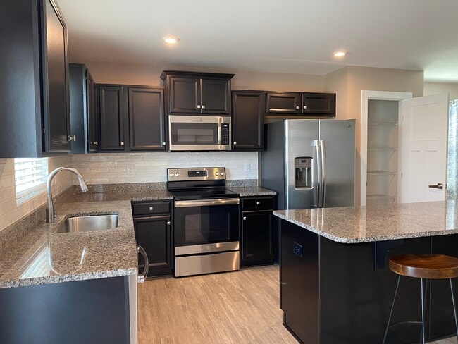 Photo - 7451 Pinwheel Dr