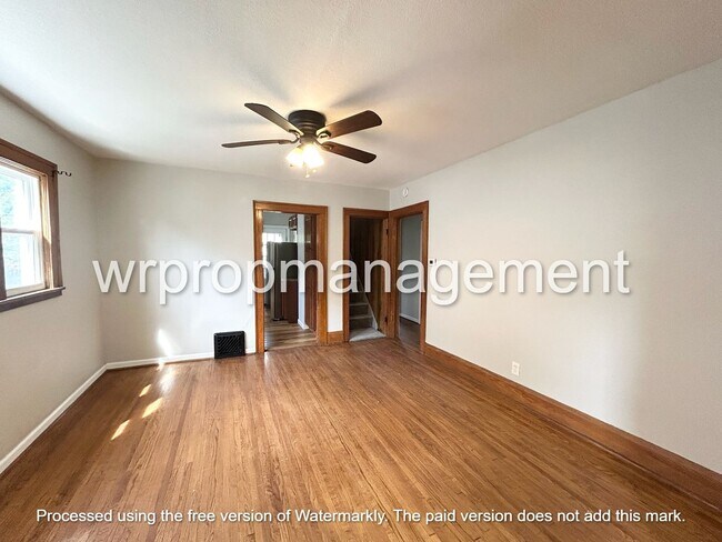 Photo - 4 bed 1 Bath home in West Toledo