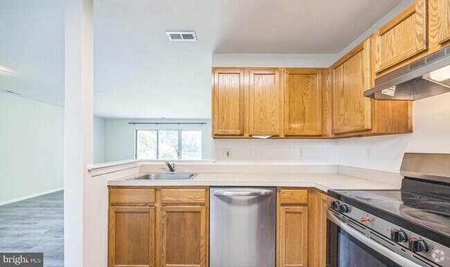 Building Photo - 905 Rabbit Run Rd Rental