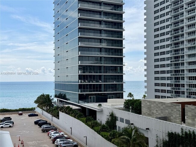 Building Photo - 1980 S Ocean Dr Unit 6N