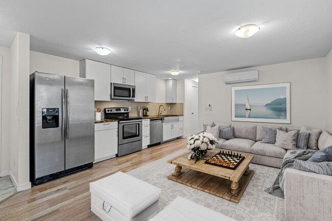 2 habitaciones, 1 baño - Sala de estar / Cocina - Flats at Fitz