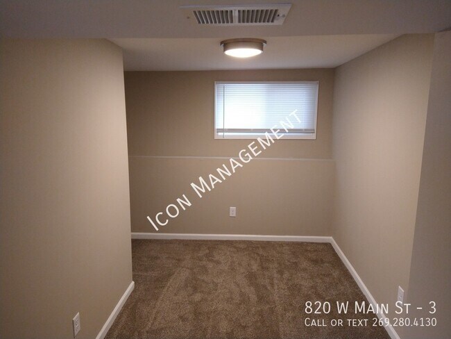 Photo - 820 W Main St Unit 3