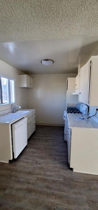 Photo - 17801 Sherman Way,