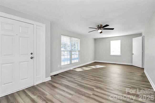 Photo - 2429 Marlowe Ave