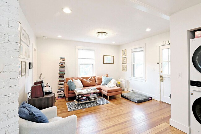 Photo - Charming & Updated Pet-Friendly Belmont Rental