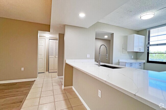 Building Photo - 3650 Whitehall Dr Unit 402 Rental