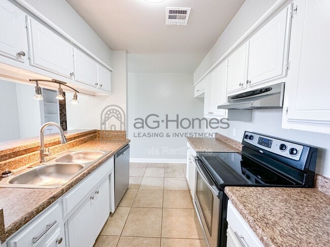 Photo - 730 Arlington Dr