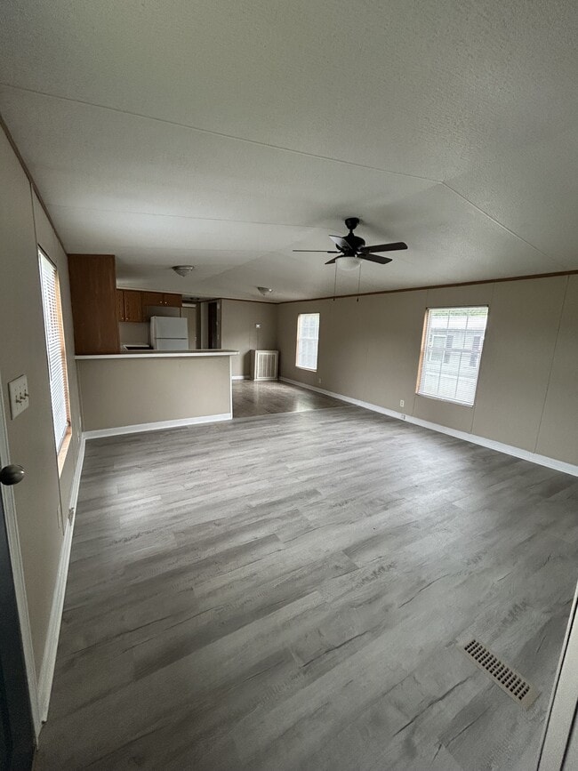 Photo - 114 Zackary St