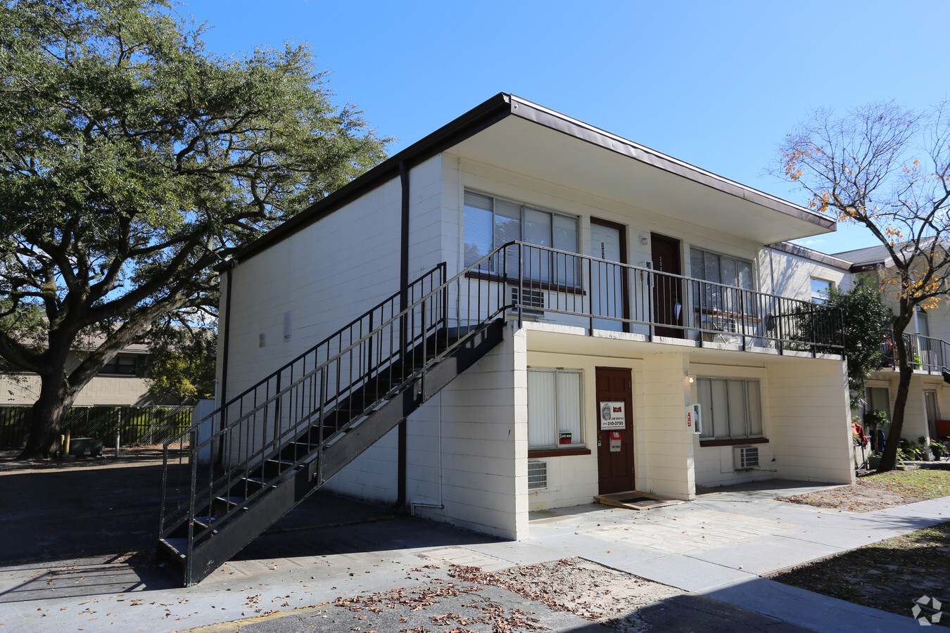 Photo - Camelot Apartments