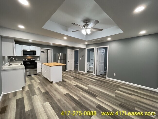 Building Photo - 2126 N Park Ave Rental
