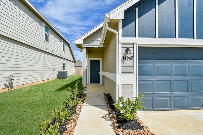Photo - 14042 Chinook Dr