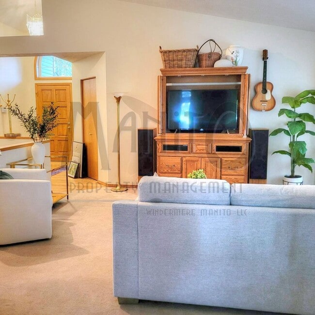 Photo - 2502 E 58th Ln
