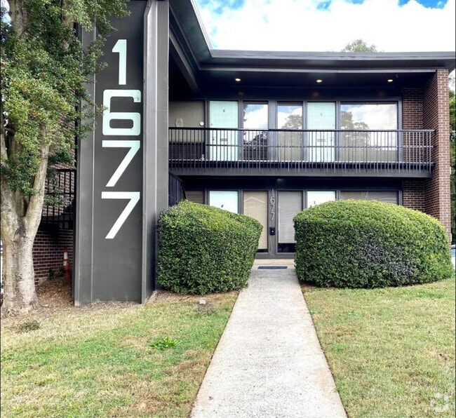 Building Photo - 1677 Dorsey Ave Rental