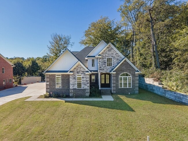 Photo - 601 Joyce Ave