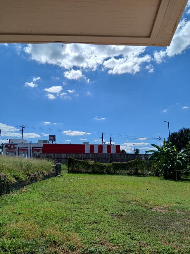 Photo - 6113 Ave Q 1/2