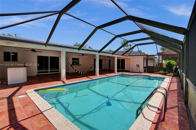 Photo - 7360 SW 120th St